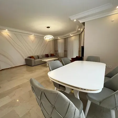 Apartment Seaview Luxury Located At 1st Coastline *