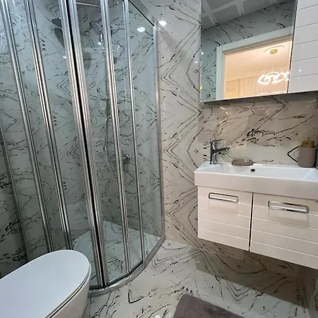 Apartment Seaview Luxury Located At 1st Coastline Alanya